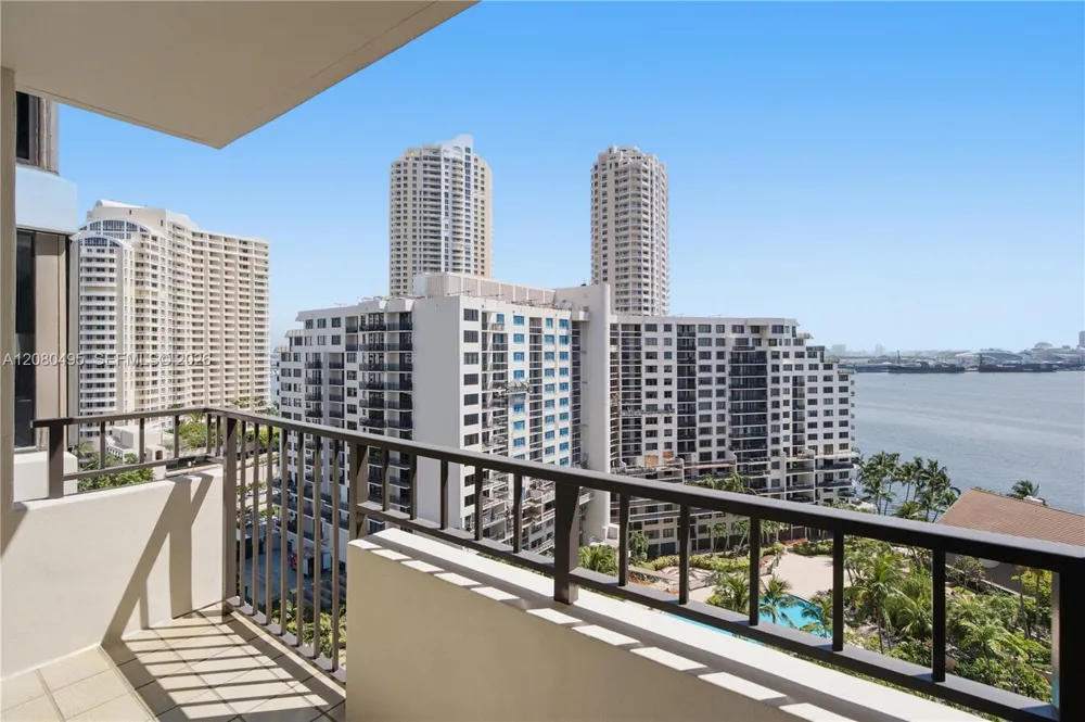 520 Brickell Key Dr #A1616 Miami, FL 33131