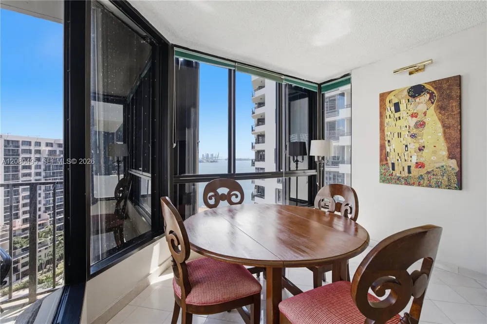 520 Brickell Key Dr #A1616 Miami, FL 33131
