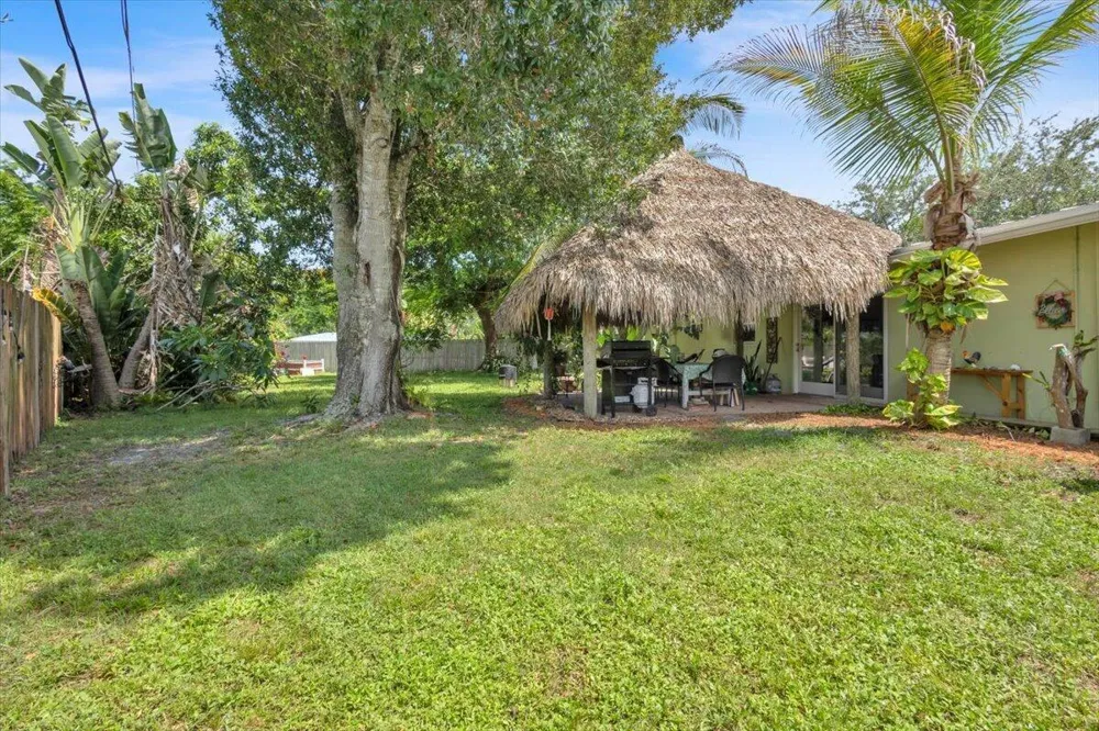 1121 SE ALAMANDA LANE Stuart, FL 34996