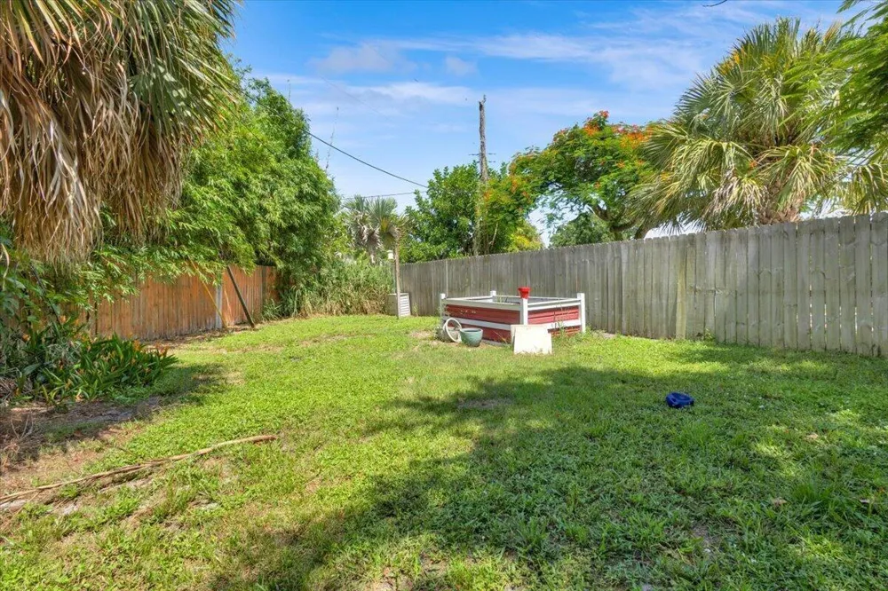 1121 SE ALAMANDA LANE Stuart, FL 34996