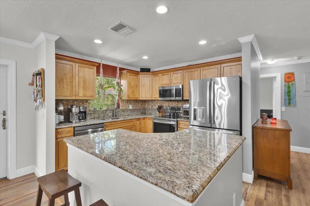 1121 SE ALAMANDA LANE Stuart, FL 34996