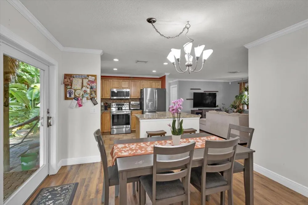 1121 SE ALAMANDA LANE Stuart, FL 34996