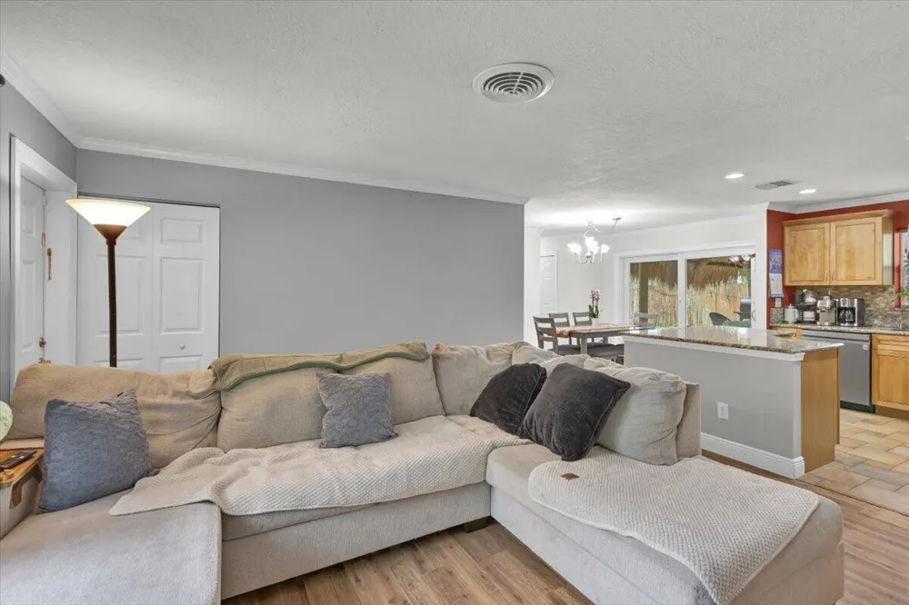 1121 SE ALAMANDA LANE Stuart, FL 34996