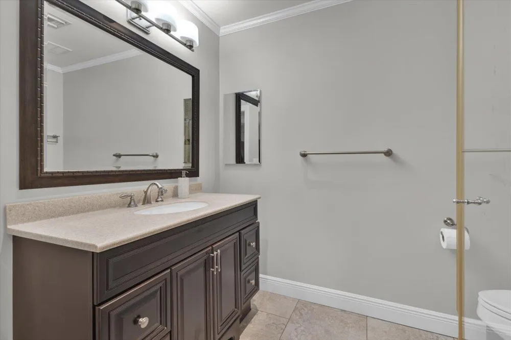 1121 SE ALAMANDA LANE Stuart, FL 34996