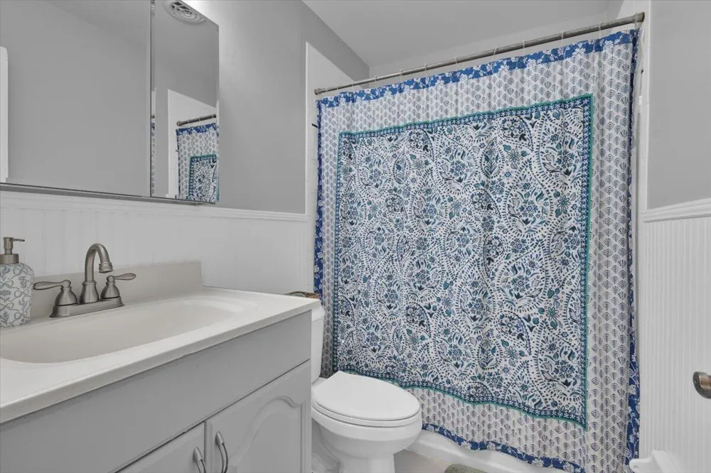 1121 SE ALAMANDA LANE Stuart, FL 34996