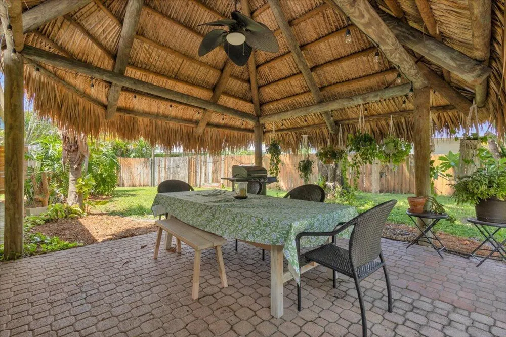 1121 SE ALAMANDA LANE Stuart, FL 34996