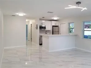 2408 NE 4th Street Pompano Beach, FL 33062