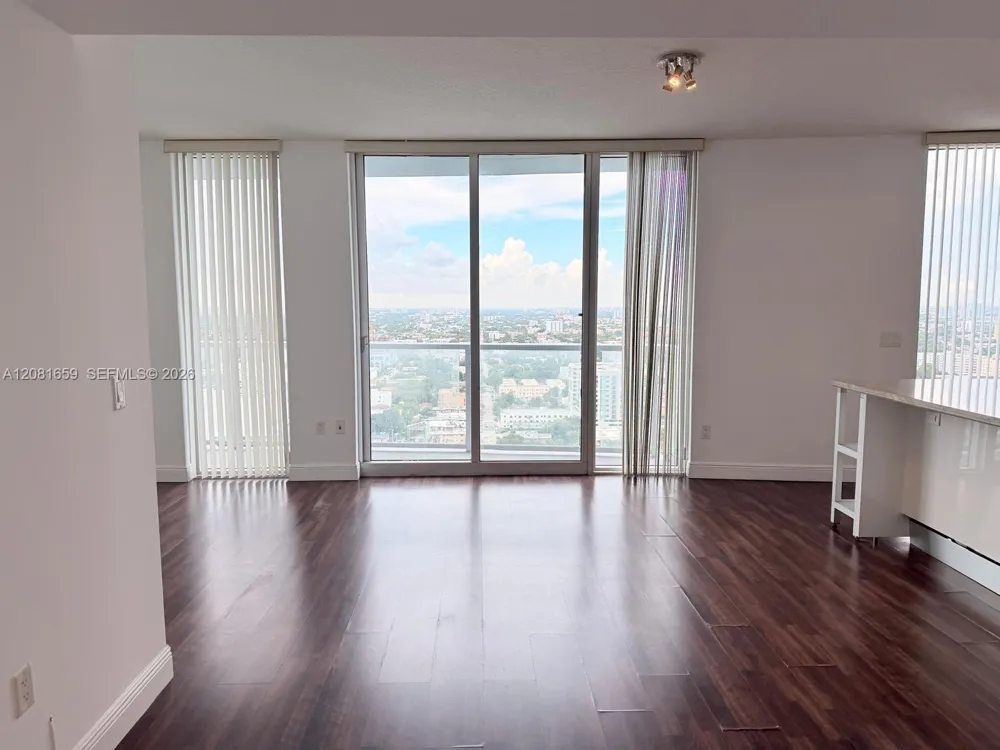 185 SW 7th St #2600 Miami, FL 33130