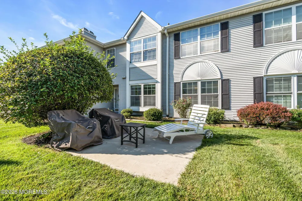 11 Racquet Rd. Road Wall, NJ 07719