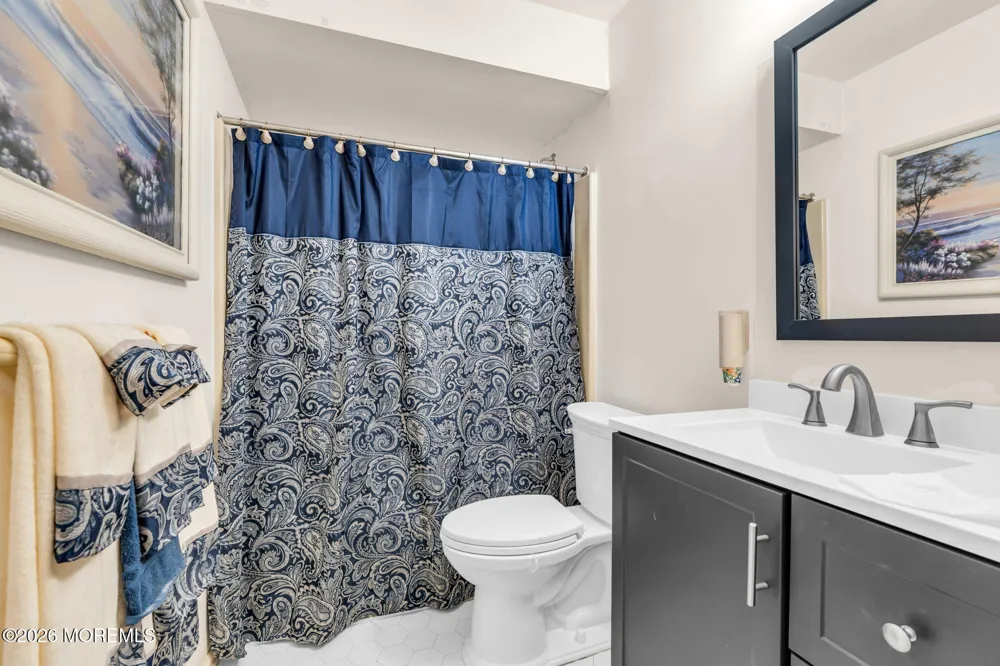 11 Racquet Rd. Road Wall, NJ 07719