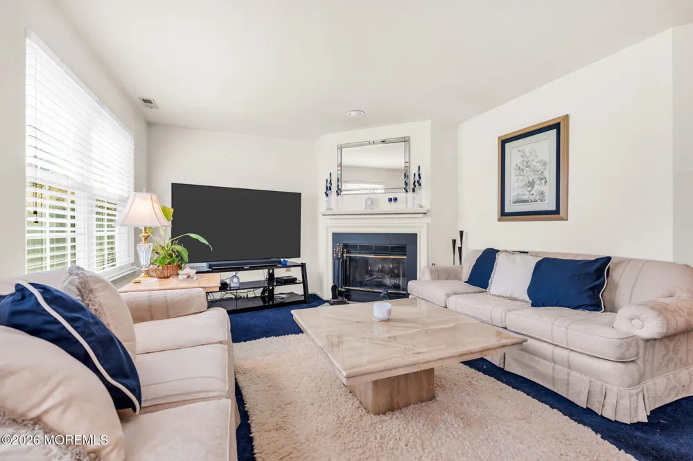 11 Racquet Rd. Road Wall, NJ 07719