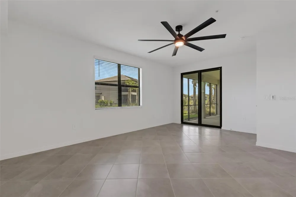 5624 SUMMIT POINTE CIRCLE #104 Bradenton, FL 34210