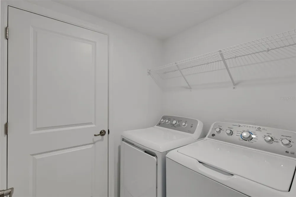 5624 SUMMIT POINTE CIRCLE #104 Bradenton, FL 34210