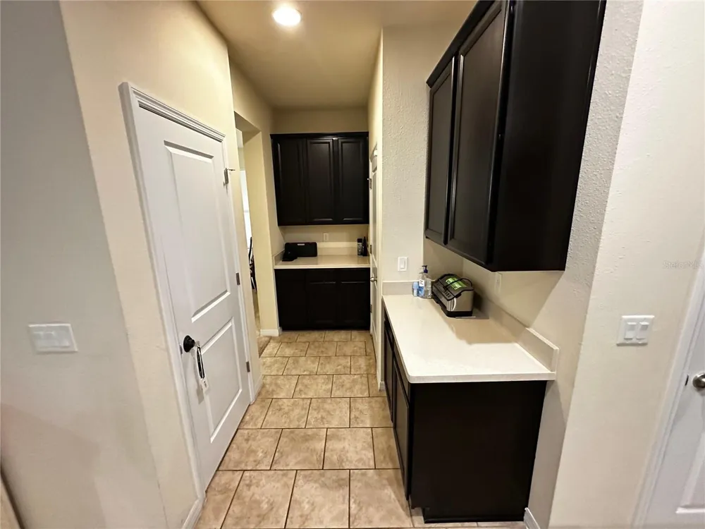 8636 CHILTON DRIVE Orlando, FL 32836
