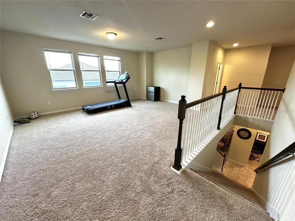 8636 CHILTON DRIVE Orlando, FL 32836