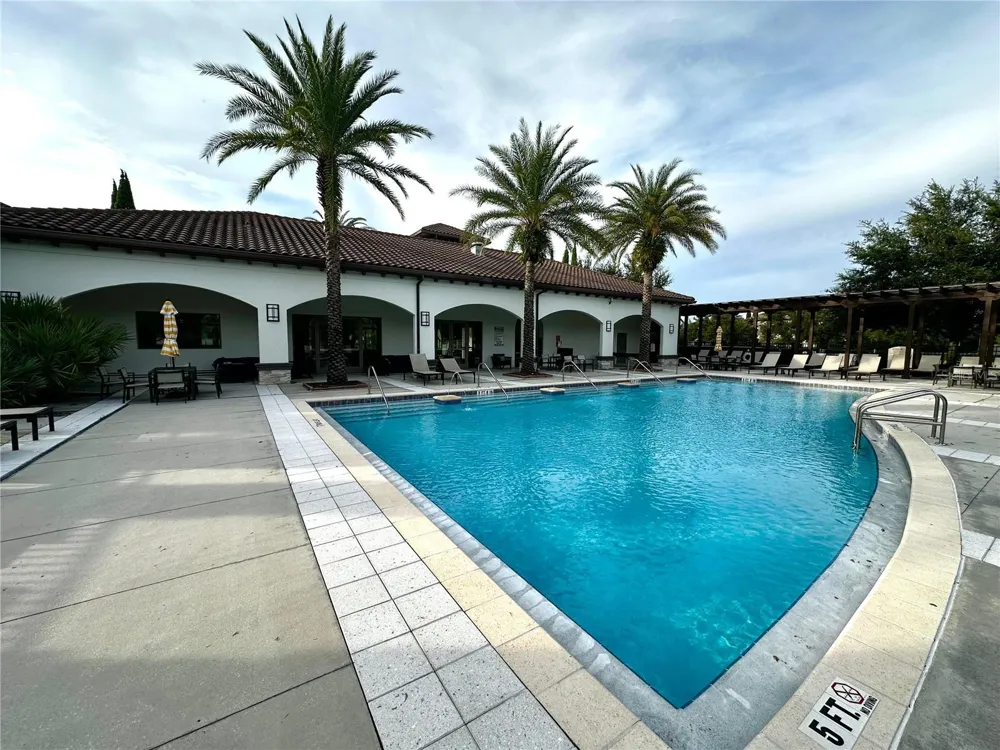 8636 CHILTON DRIVE Orlando, FL 32836