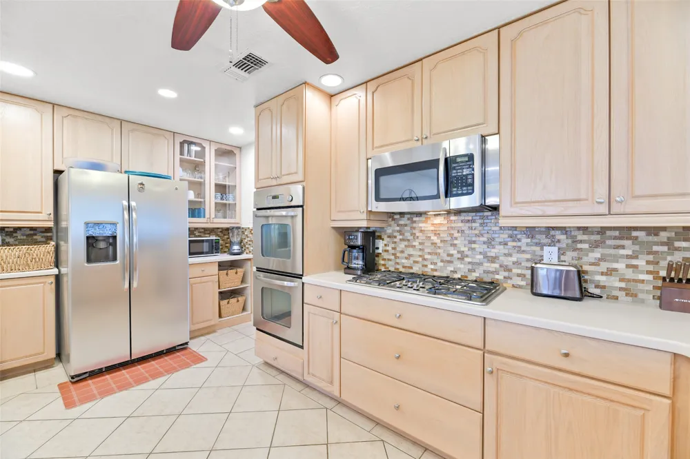 16619 Jamaica Cove Road Jamaica Beach, TX 77554