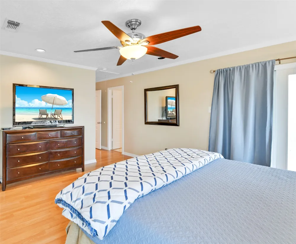 16619 Jamaica Cove Road Jamaica Beach, TX 77554