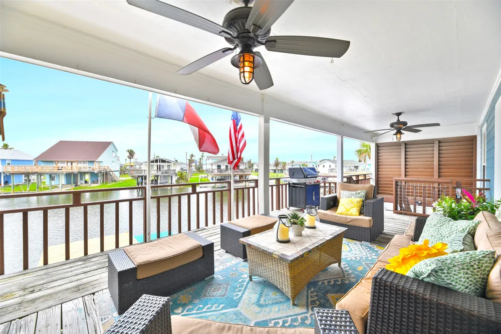 16619 Jamaica Cove Road Jamaica Beach, TX 77554