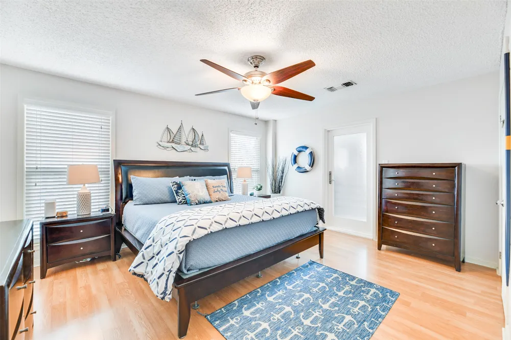 16619 Jamaica Cove Road Jamaica Beach, TX 77554