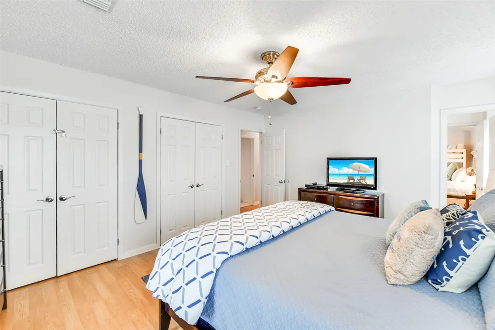16619 Jamaica Cove Road Jamaica Beach, TX 77554