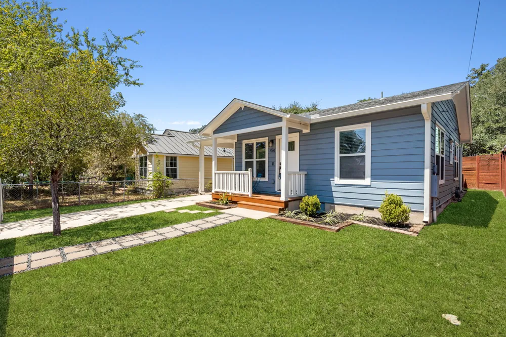 2702 Crest Avenue #1 Austin, TX 78702