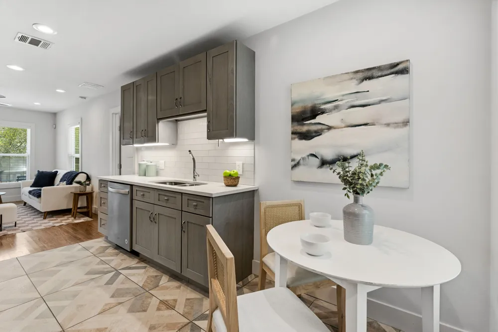 2702 Crest Avenue #1 Austin, TX 78702