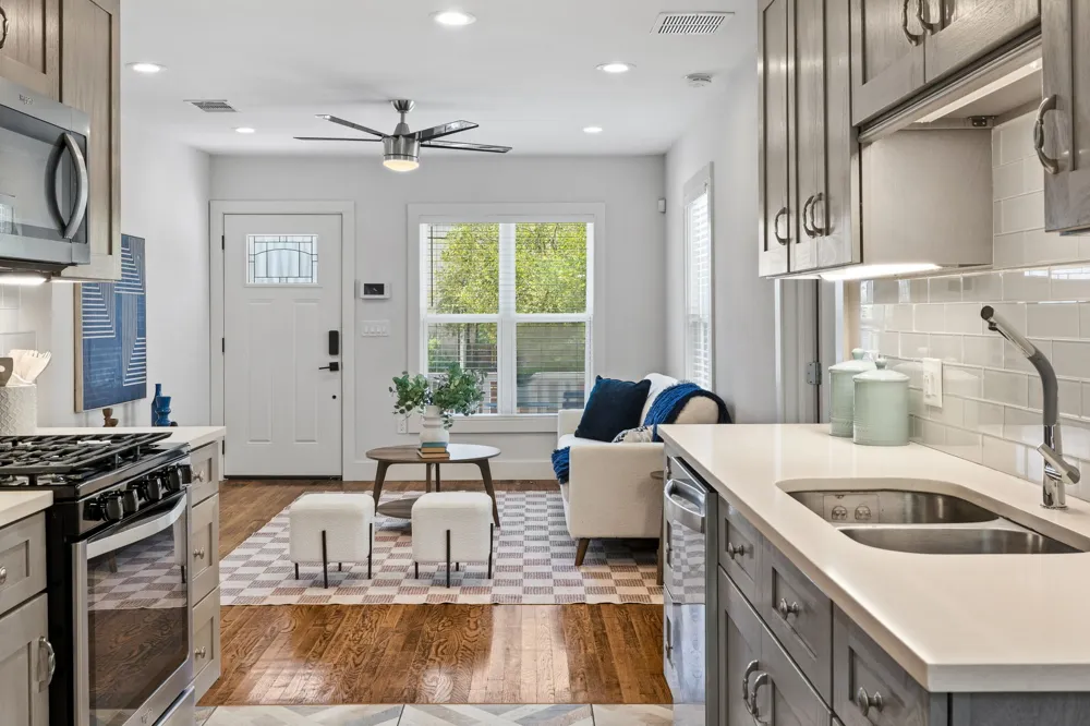 2702 Crest Avenue #1 Austin, TX 78702