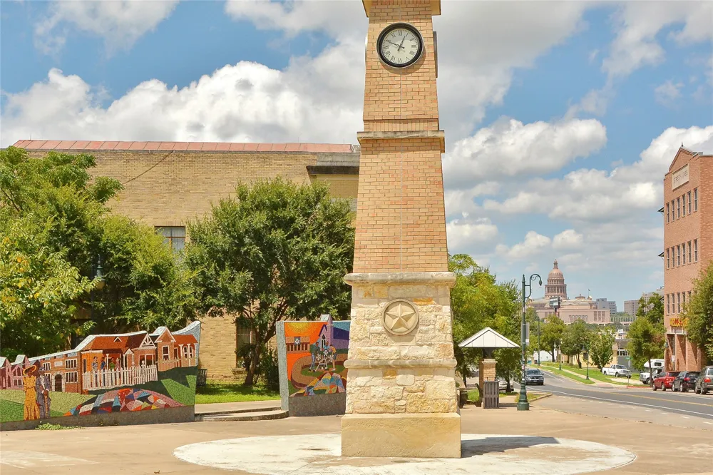 2702 Crest Avenue #1 Austin, TX 78702