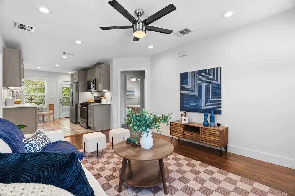 2702 Crest Avenue #1 Austin, TX 78702