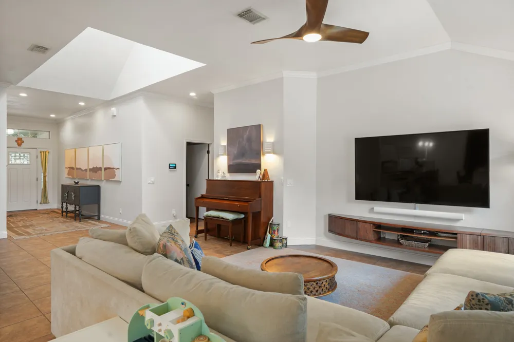 3105 Festus Drive Austin, TX 78748