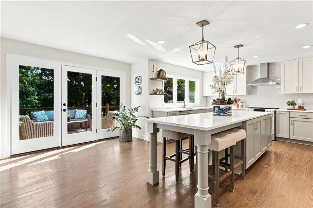 4201 Springwood Circle Marietta, GA 30062