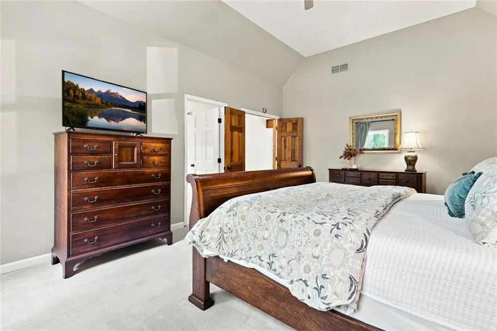 4201 Springwood Circle Marietta, GA 30062