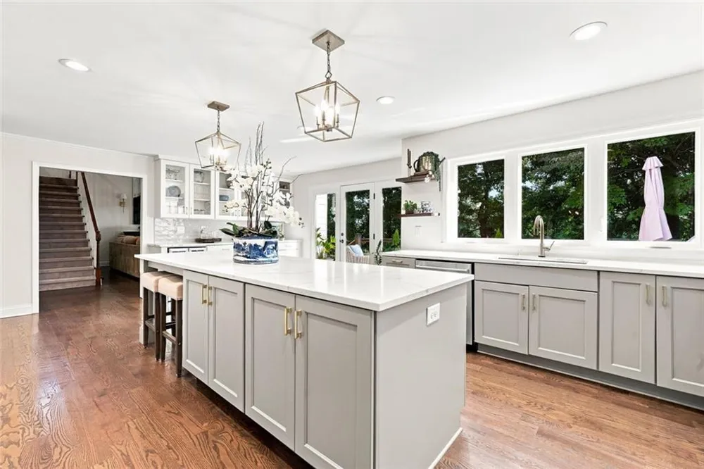 4201 Springwood Circle Marietta, GA 30062