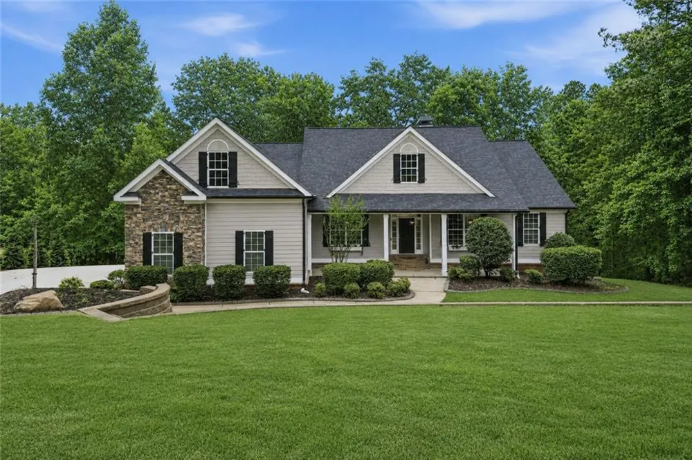 44 S Arbor Shores Drive Newnan, GA 30265
