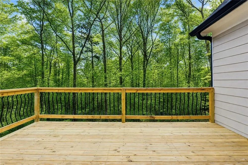 44 S Arbor Shores Drive Newnan, GA 30265