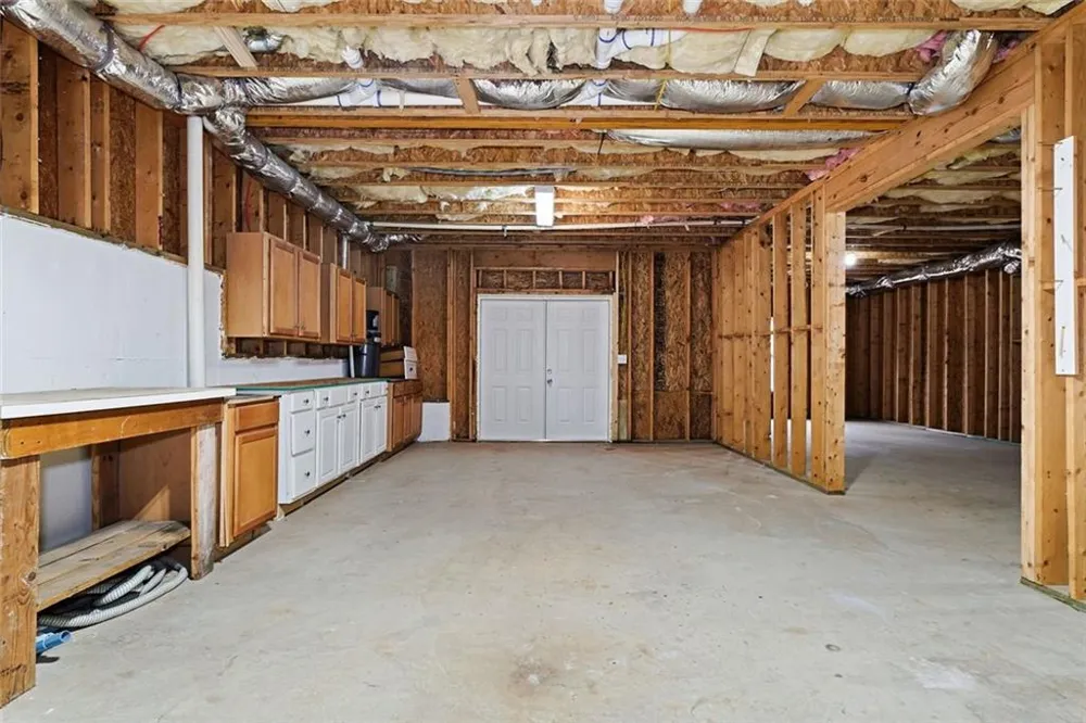 44 S Arbor Shores Drive Newnan, GA 30265
