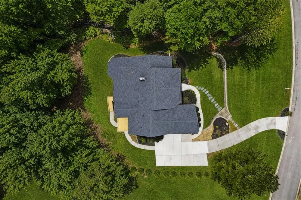 44 S Arbor Shores Drive Newnan, GA 30265