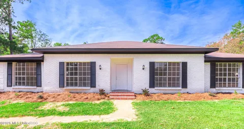 303 Kiowa Drive