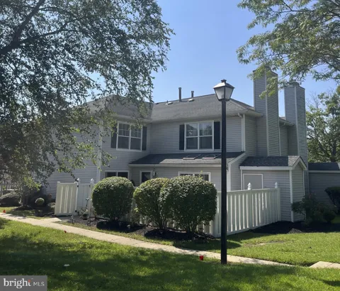 25 CARAWAY COURT