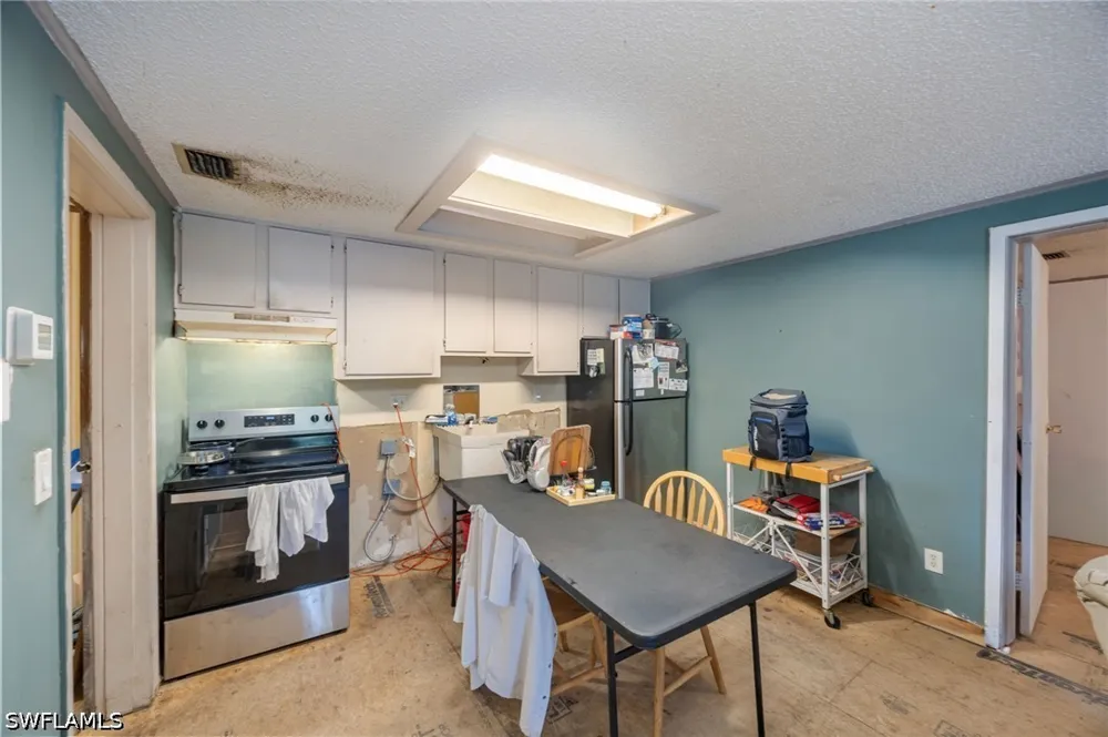Address Not Shown Naples, FL 34113