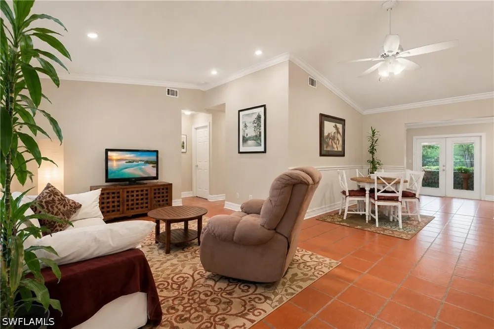 1st Avenue SW Naples, FL 34119