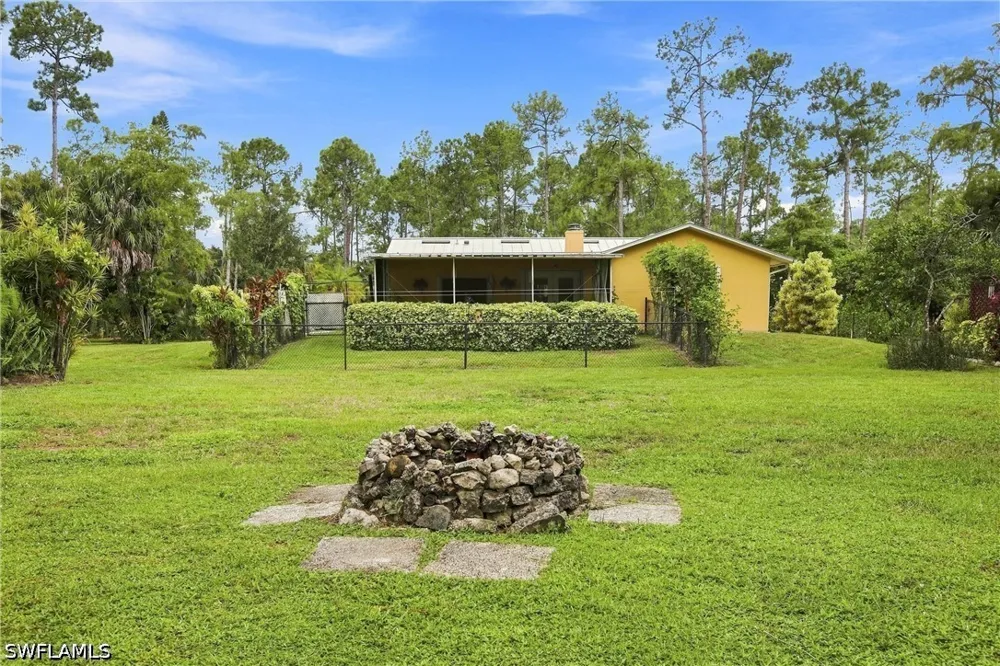 1st Avenue SW Naples, FL 34119