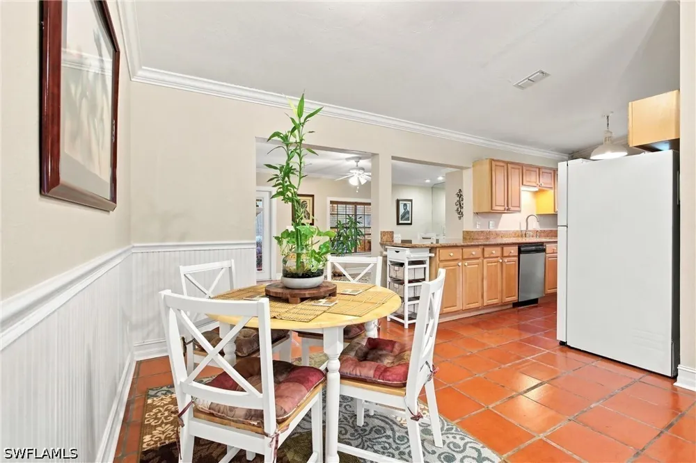 1st Avenue SW Naples, FL 34119