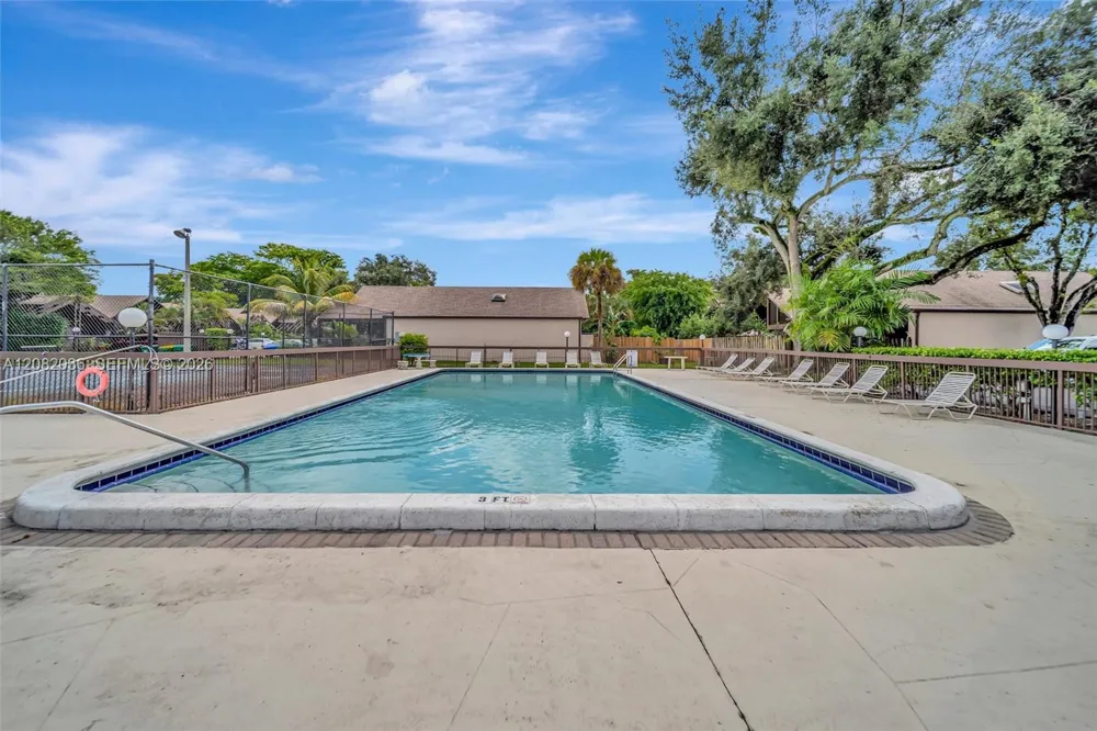 405 University Dr #3-12 Plantation, FL 33324