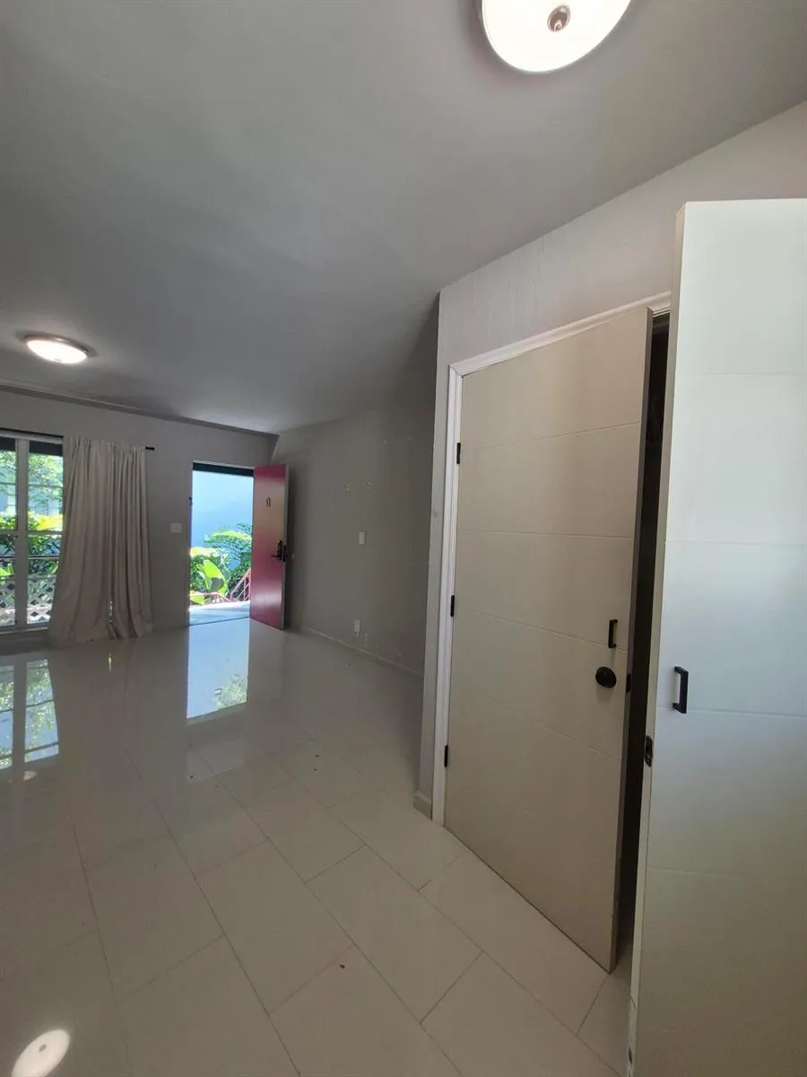 1007 SE 2nd Court #7 Fort Lauderdale, FL 33301