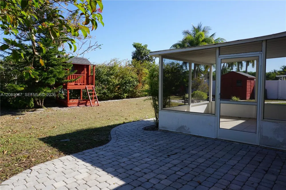 4857 Alfresco St Boca Raton, FL 33428