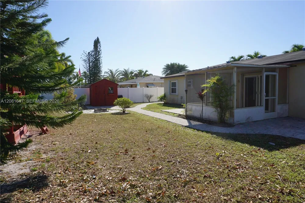 4857 Alfresco St Boca Raton, FL 33428