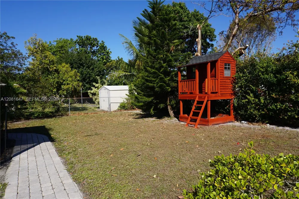4857 Alfresco St Boca Raton, FL 33428