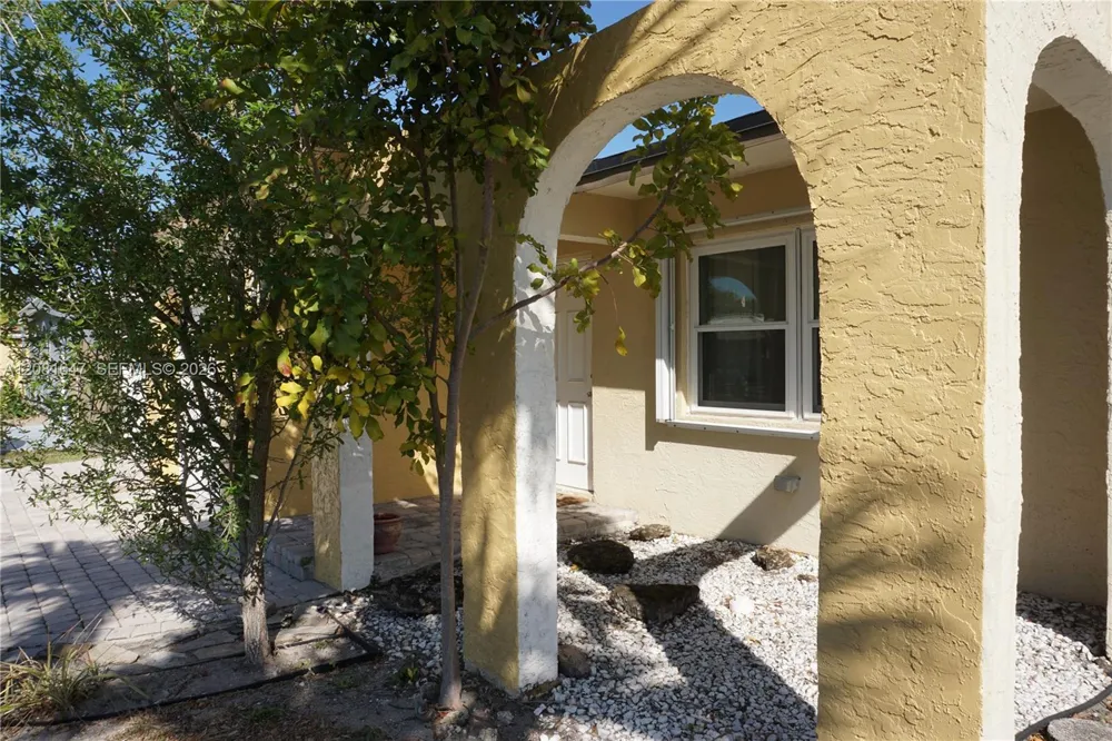 4857 Alfresco St Boca Raton, FL 33428